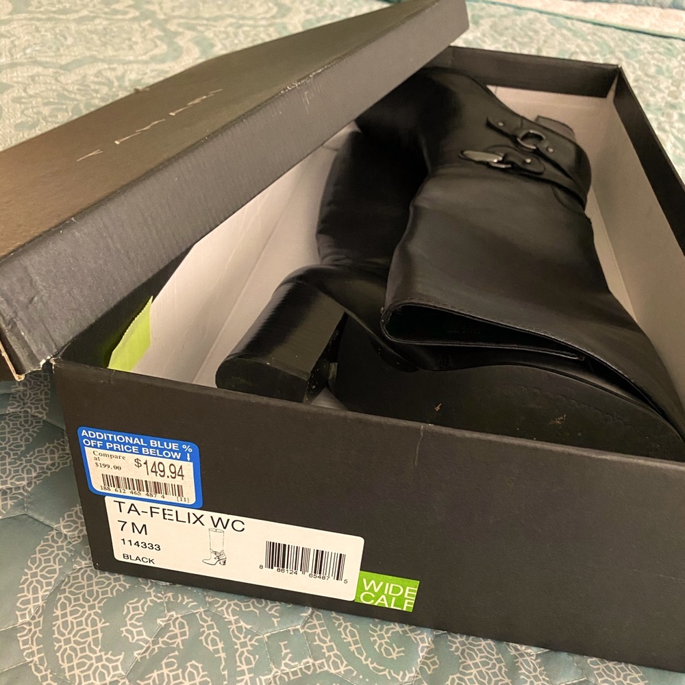 Black high boots size 7M wide calf